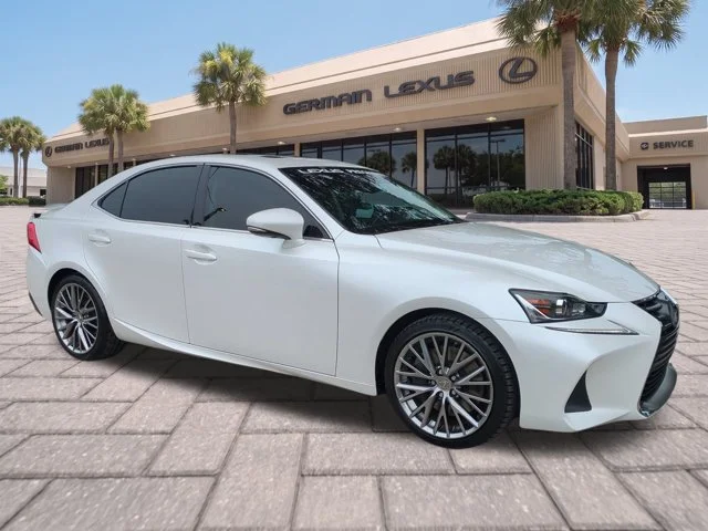 2017 Lexus IS 200t