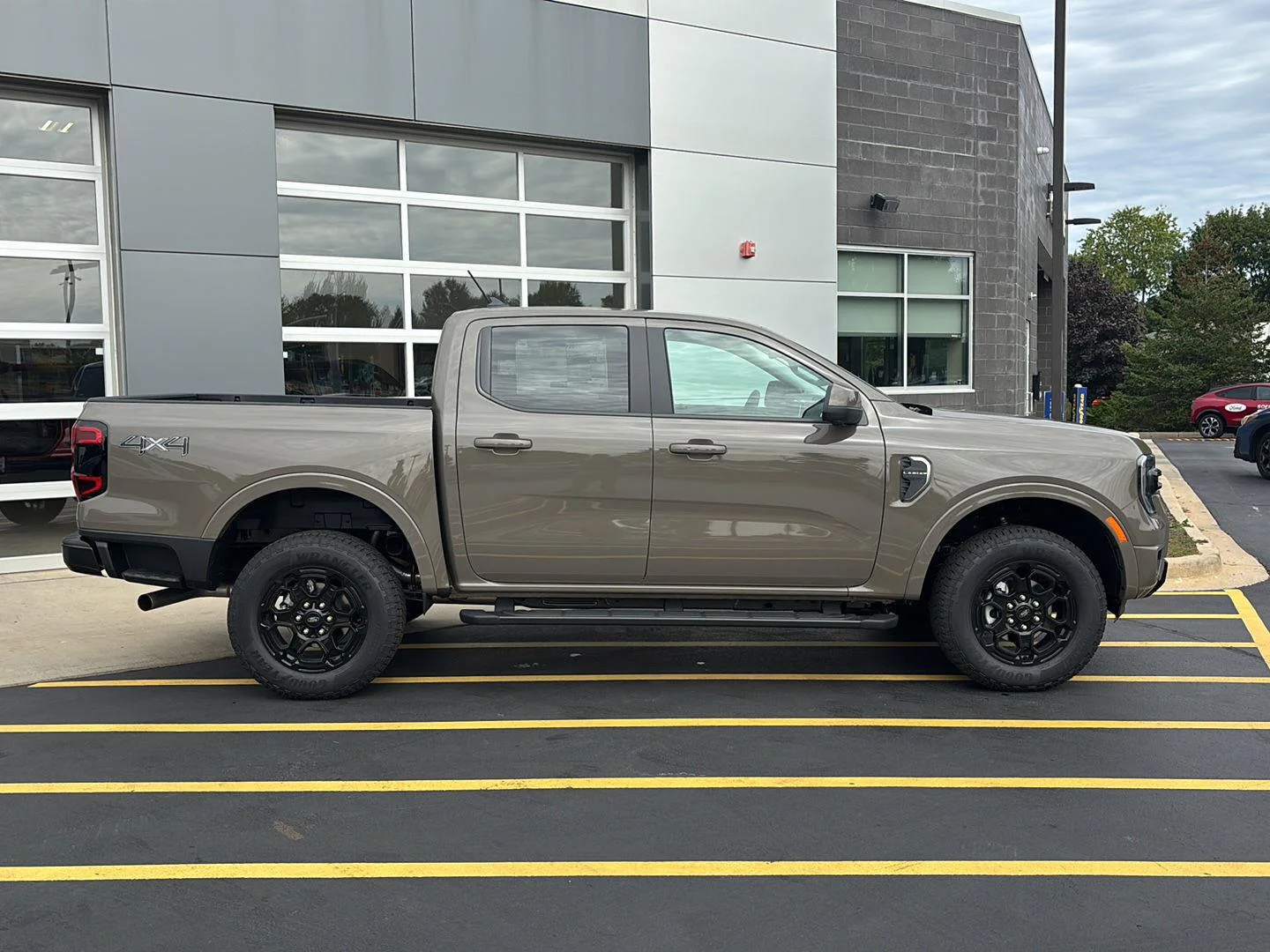 New 2026 Marsh Gray Ford Lariat® image 5