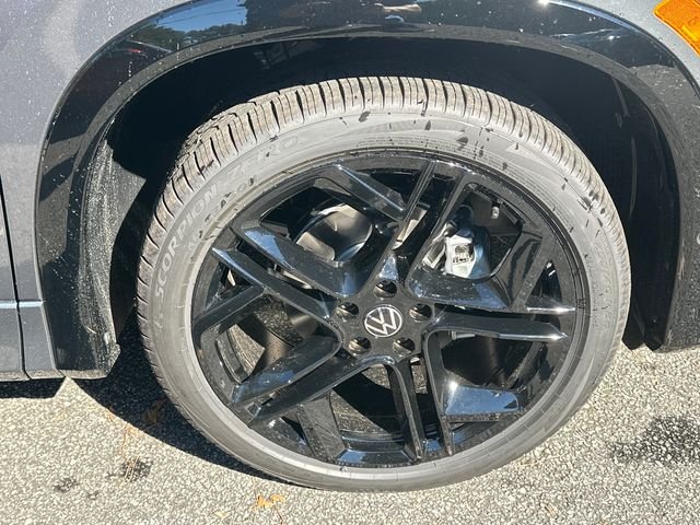 New 2026 Gray Volkswagen 2.0T SE R-Line Black image 12
