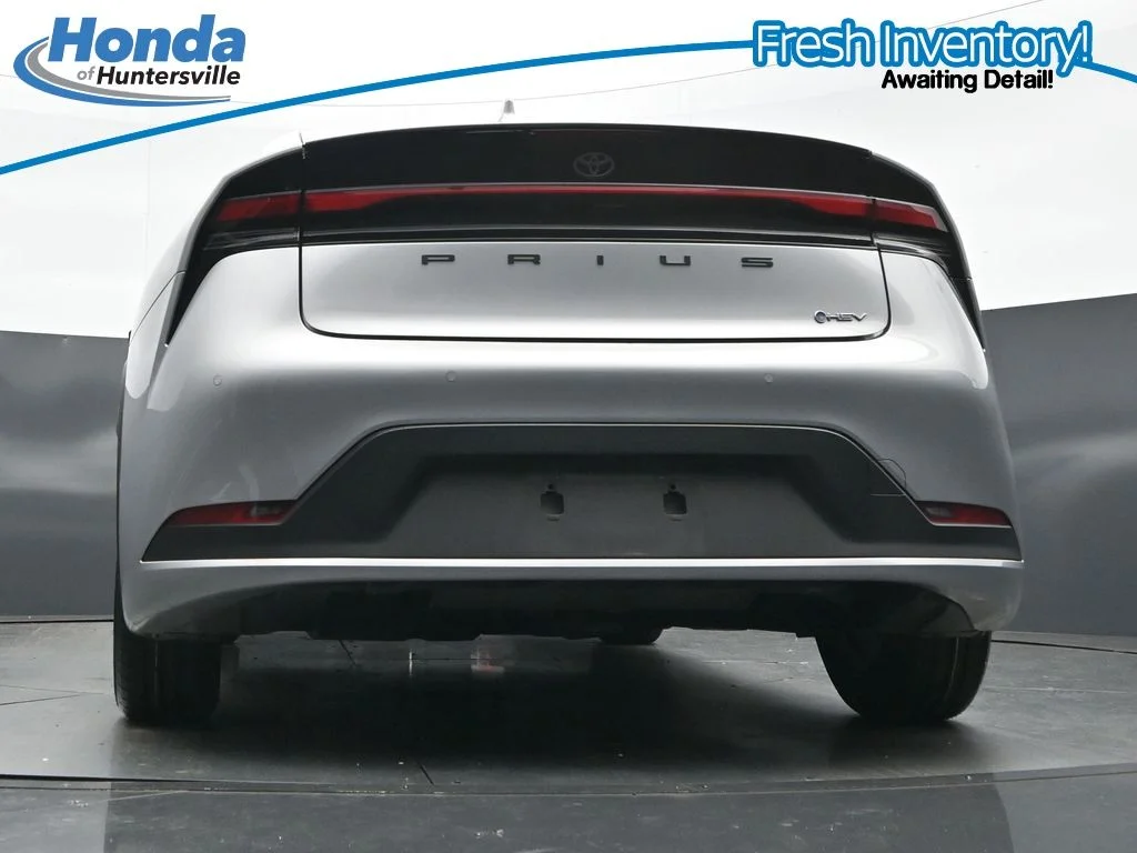 Used 2025 Cutting Edge Toyota LE image 32