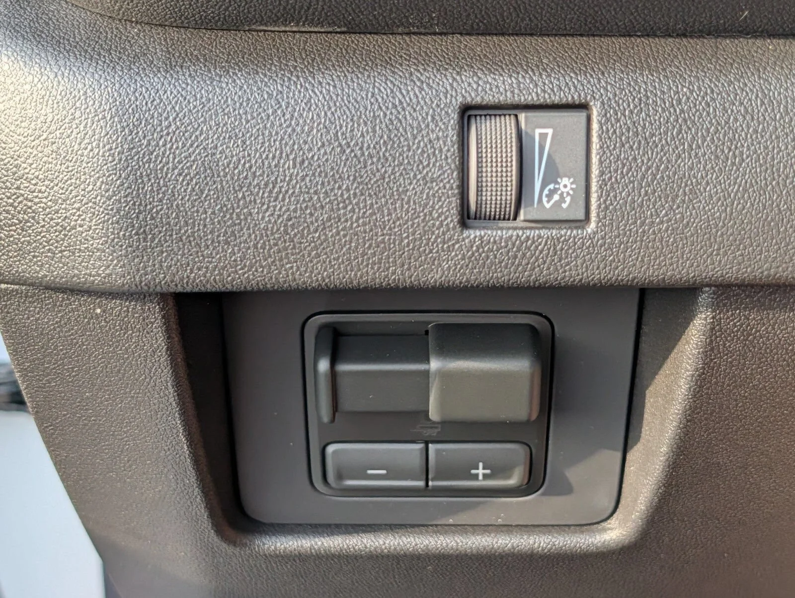 2026 Chevrolet Colorado Trail Boss - Photo 11