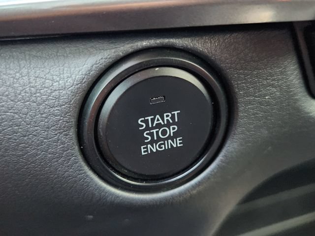 Used 2022 White Mazda 2.5 S Select Package image 8