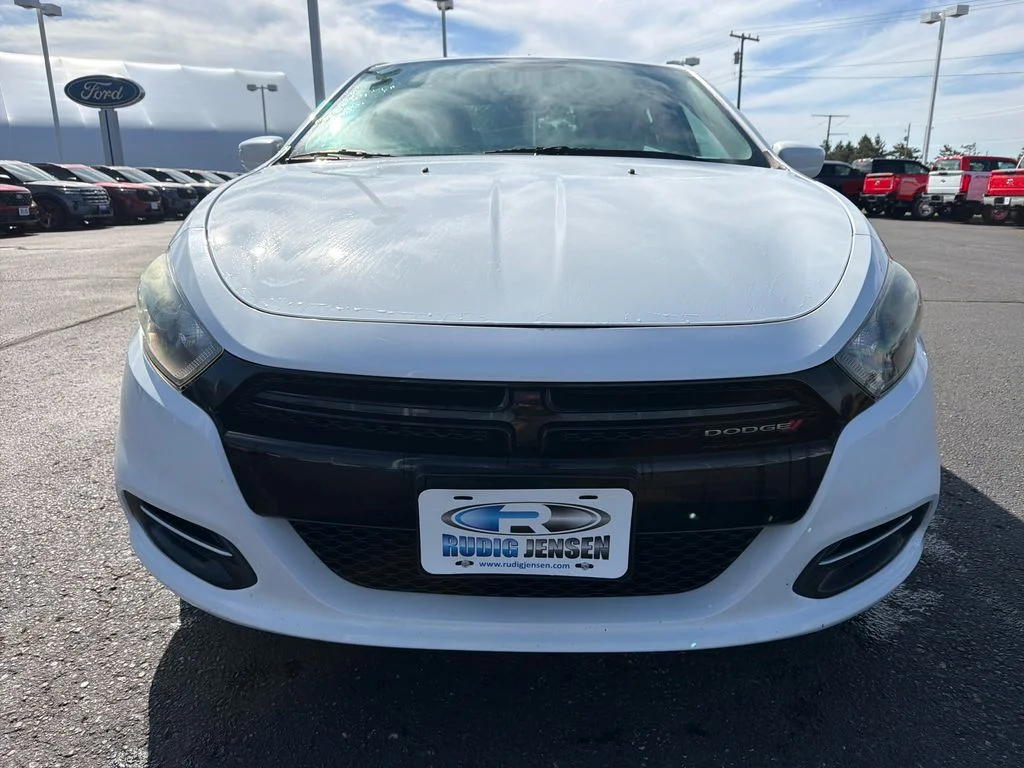 Used 2016 White Dodge SE image 8