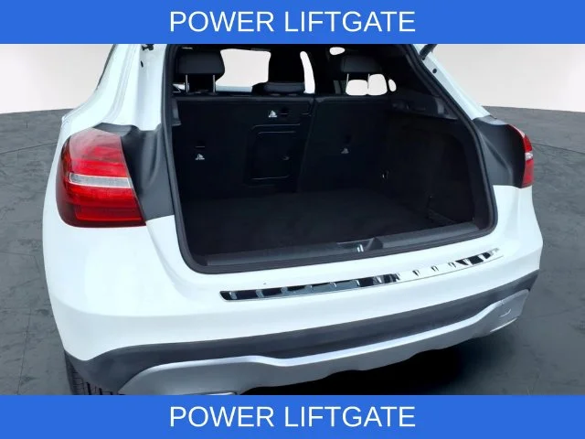Used 2020 White Mercedes-Benz GLA 250 image 8
