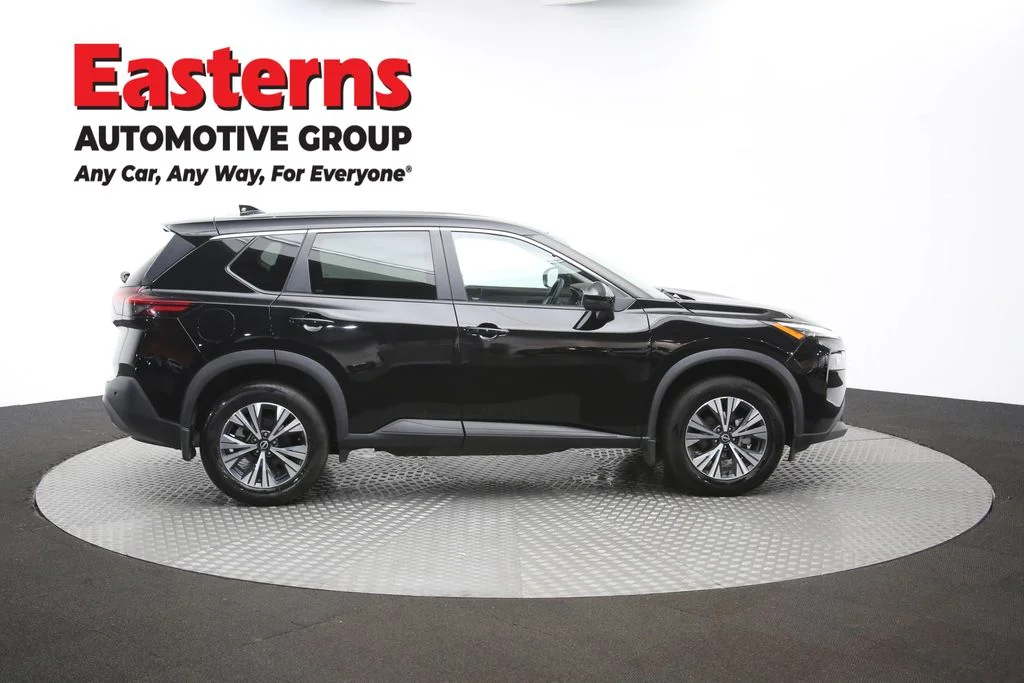 Used 2022 Black Nissan SV image 43