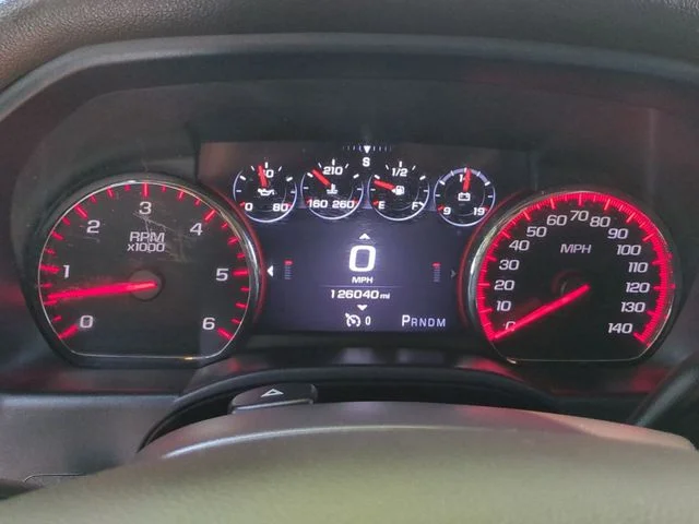 Used 2015 White GMC Denali image 22