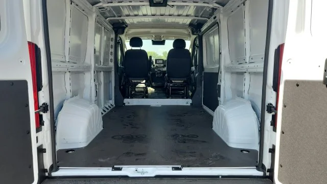 New 2026 Bright White Clear-Coat Exterior Paint RAM Low Roof image 11