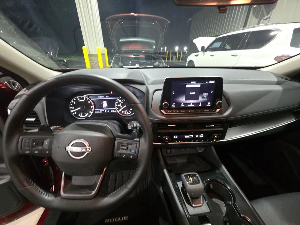 Used 2025 Red Nissan SV image 39