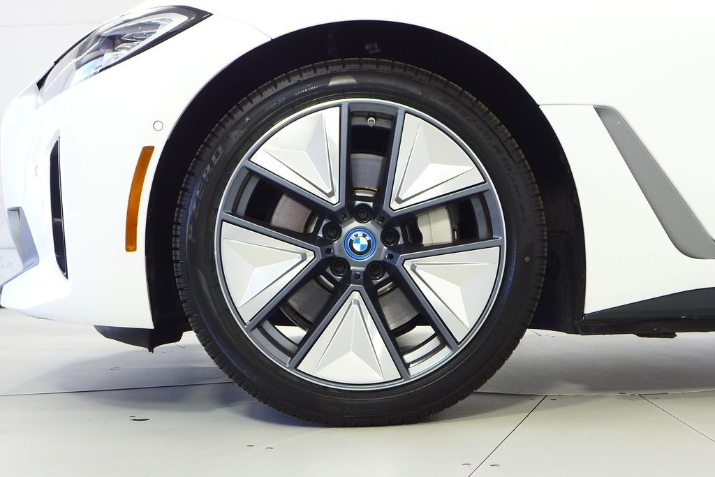 Used 2023 Alpine White BMW eDrive35 image 5