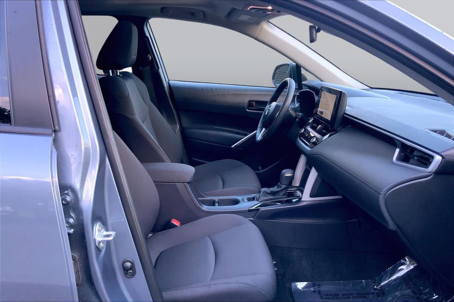 Used 2025 Celestite Toyota LE image 9