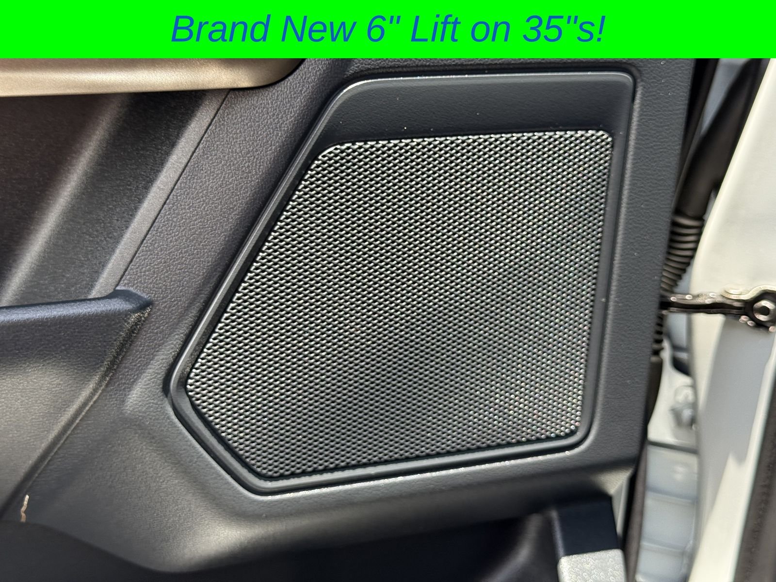 Used 2024 Avalanche Ford STX image 23