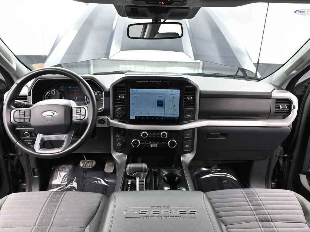 Used 2023 Blue Ford XLT image 28
