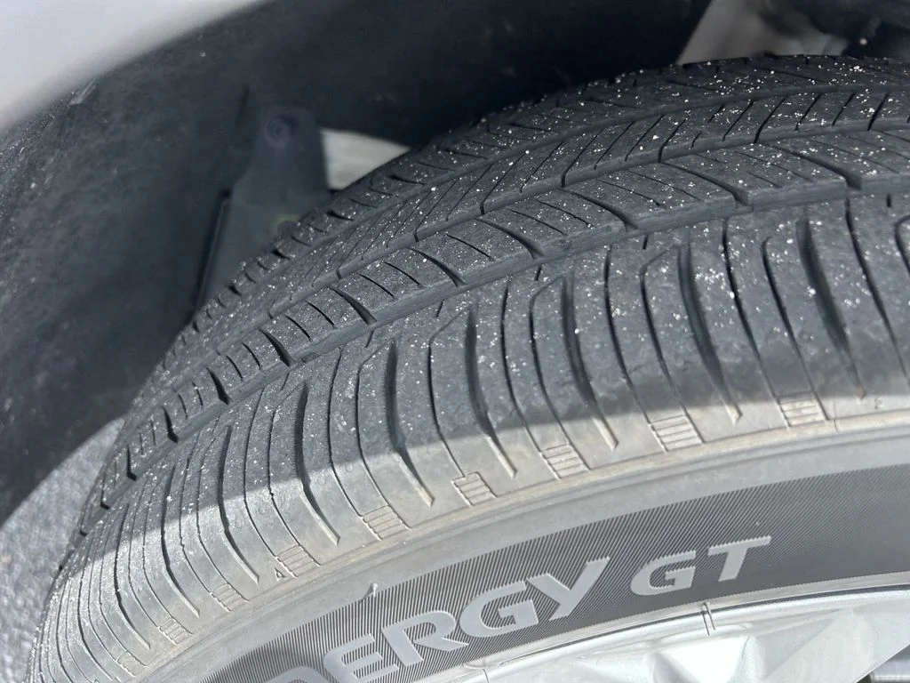 Used 2025 White Honda LX image 36