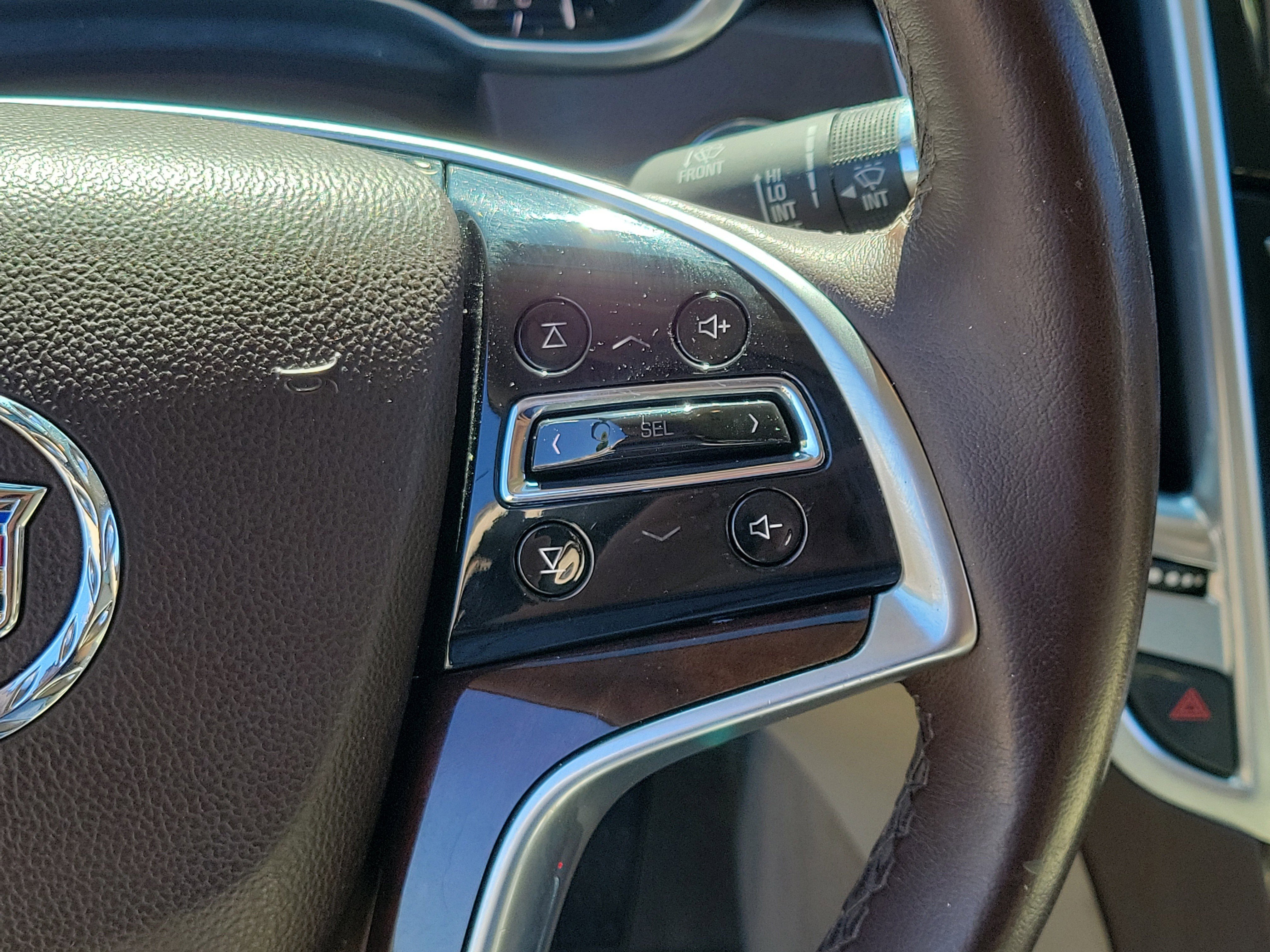 Used 2013 Silver Coast Metallic Cadillac Performance image 23