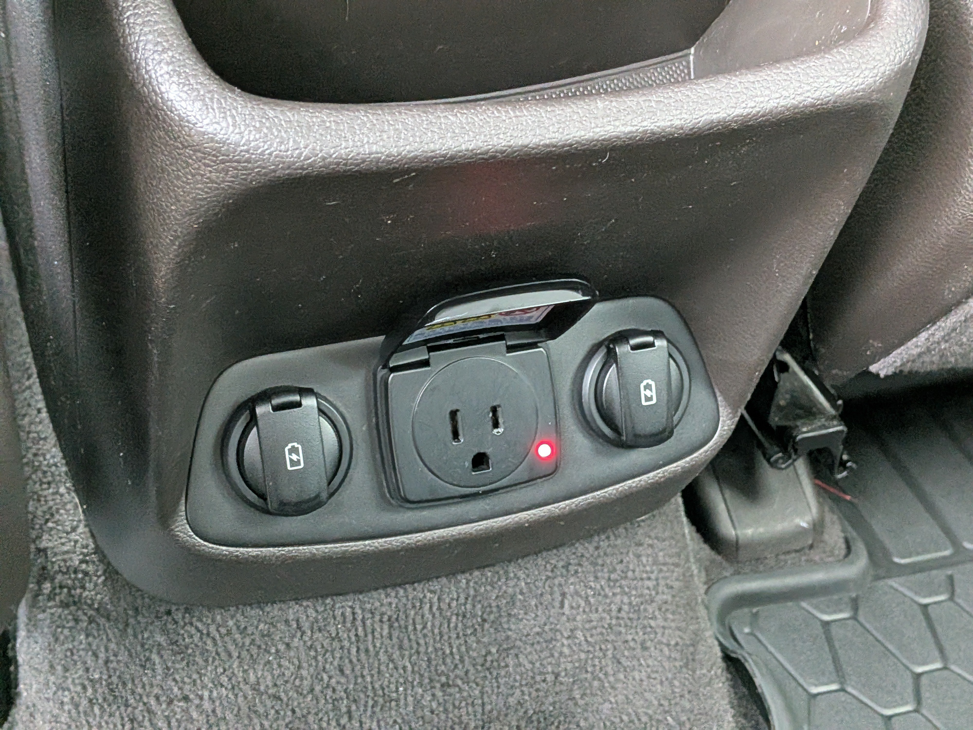 Used 2020 Machine Gray Hyundai Limited image 16