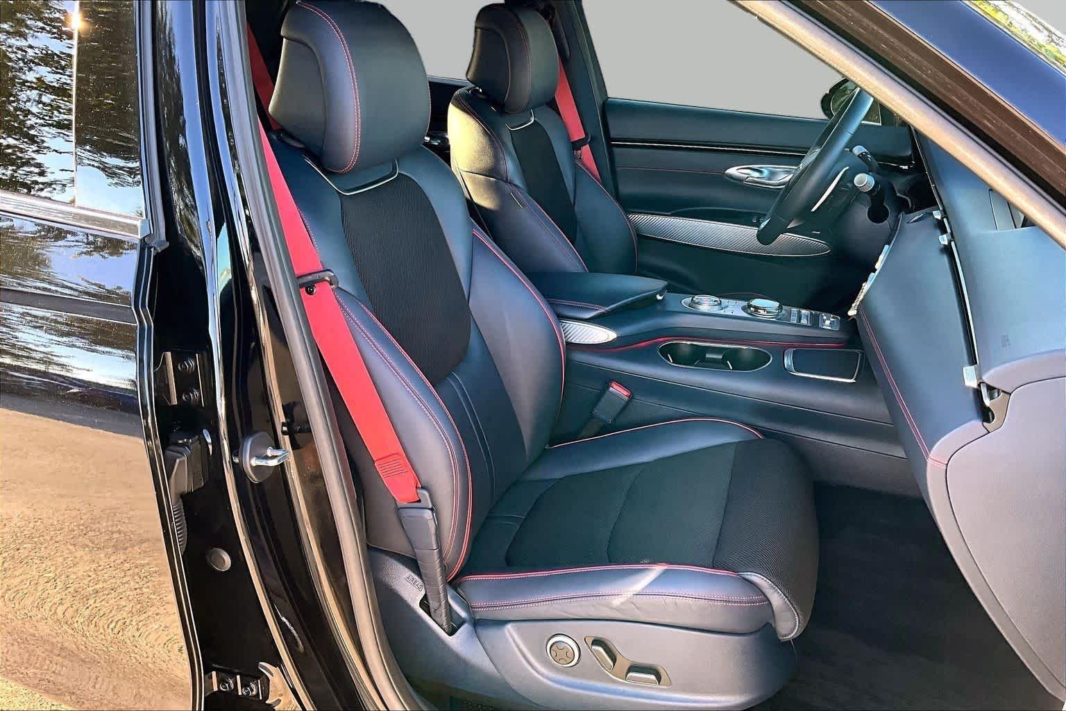 Pre-Owned 2025 Genesis GV70 3.5T Sport
