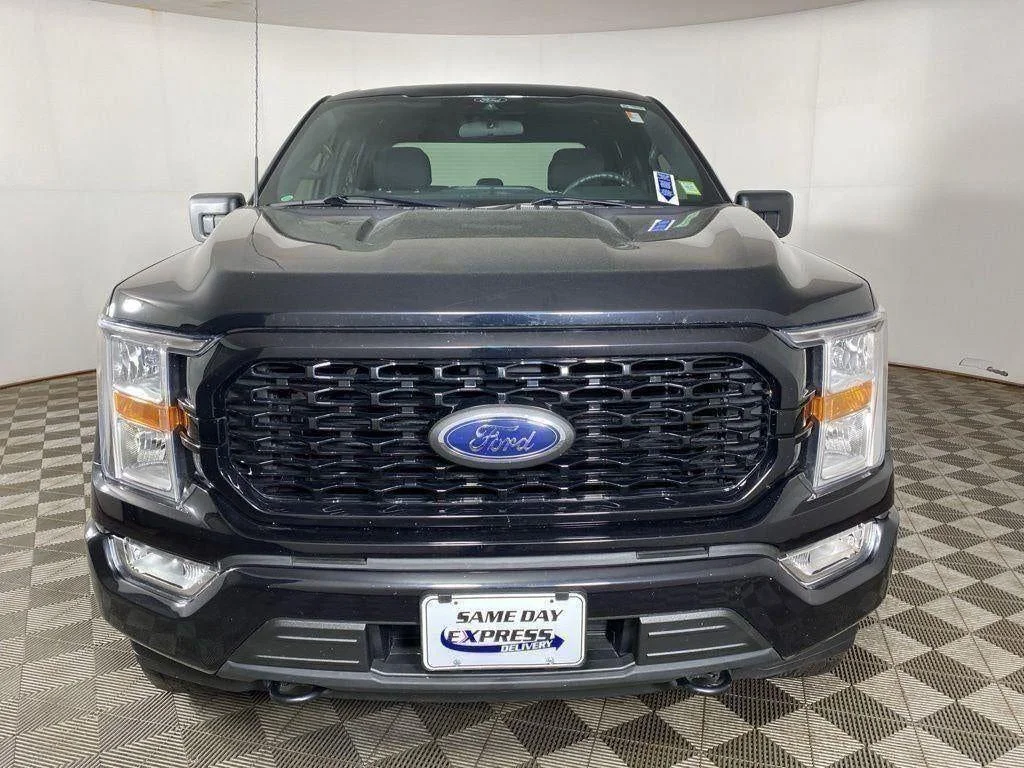 Used 2021 Agate Black Metallic Ford XL image 19