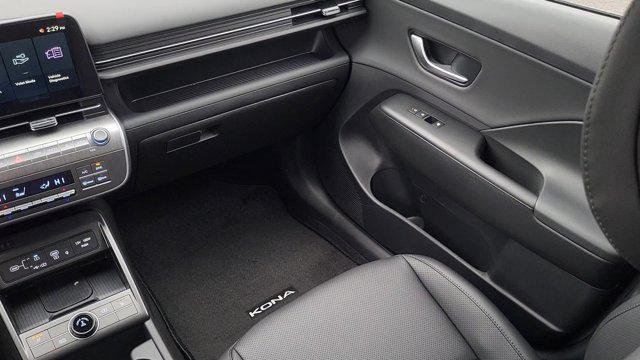 2026 Hyundai Kona SEL Premium - Photo 8