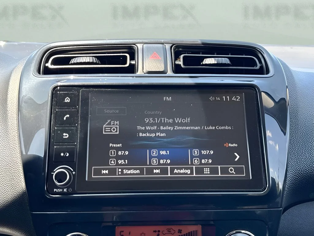 Used 2024 Gray Mitsubishi ES image 16