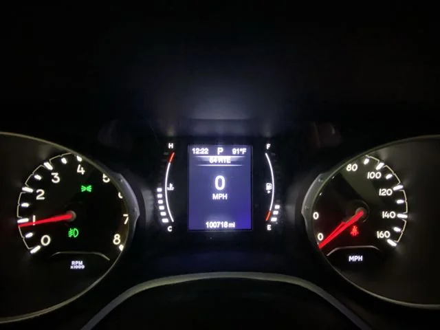 Used 2019 Blue Jeep Latitude image 15