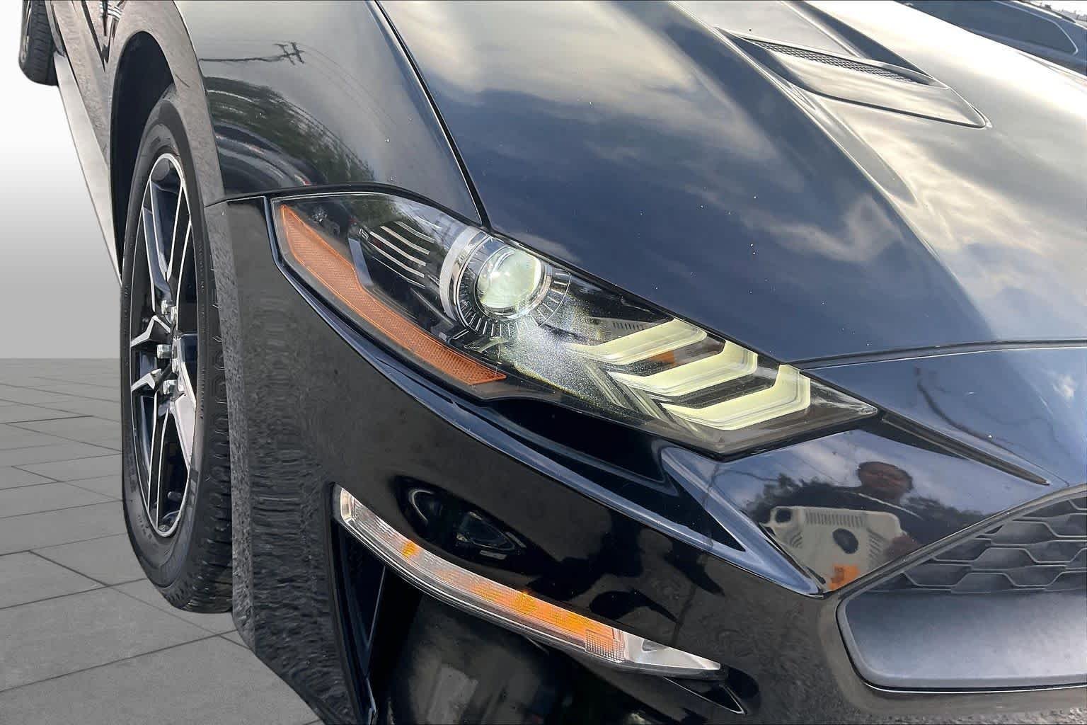 Used 2018 Shadow Black Ford EcoBoost Premium image 27