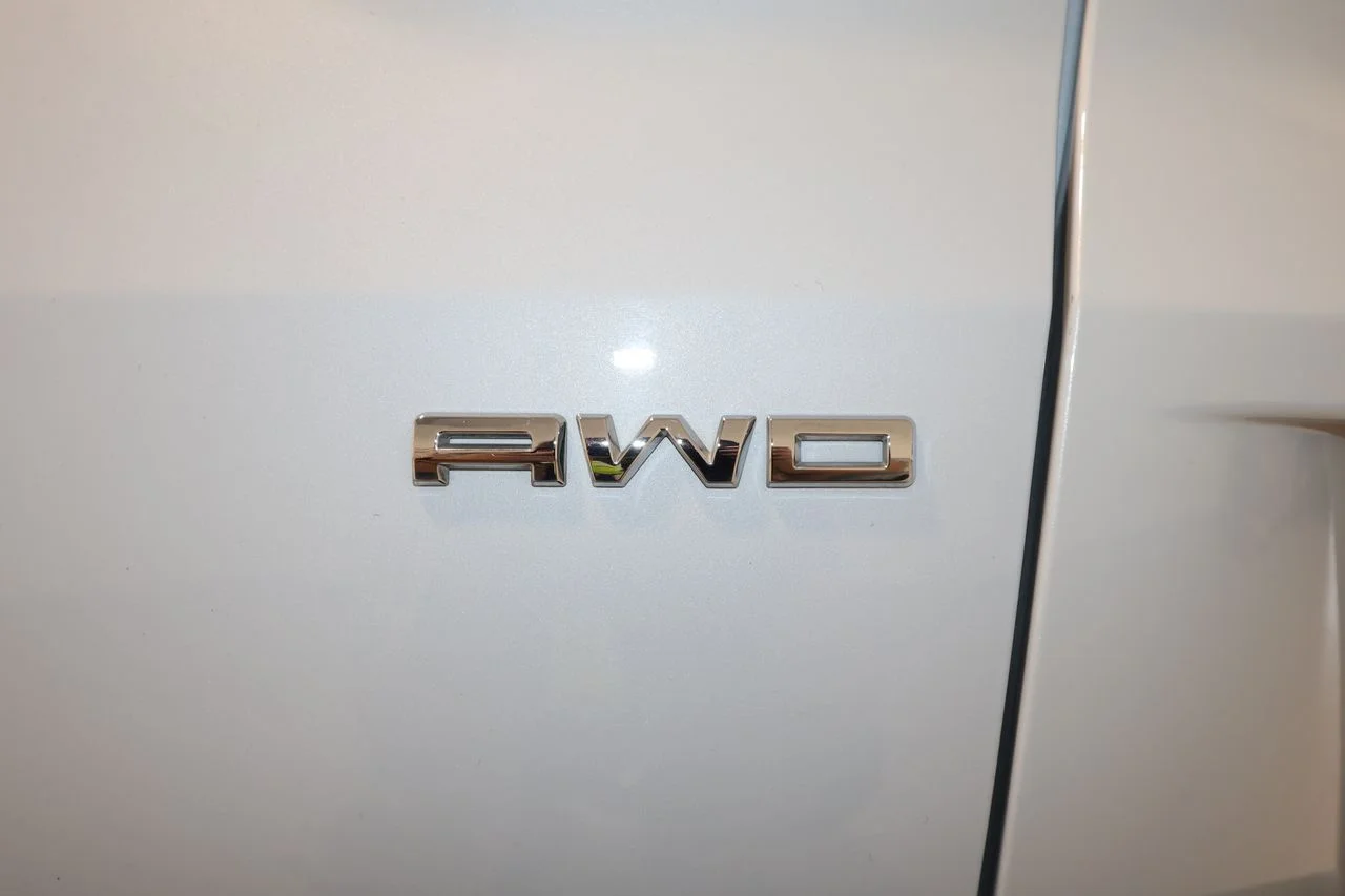 Used 2025 Silver Ford ST-Line Select image 35
