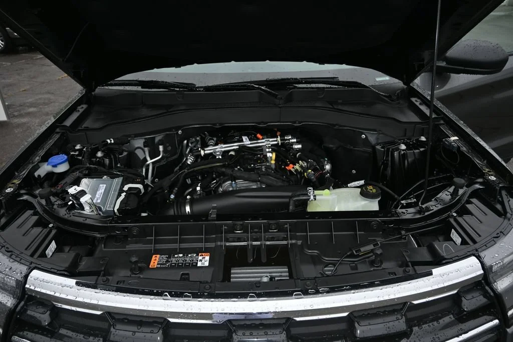 New 2027 Carbonized Gray Metallic Ford Active image 27