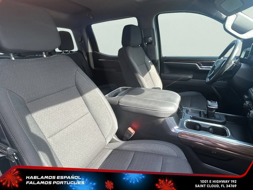 Used 2025 Sterling Gray Metallic Chevrolet RST image 32