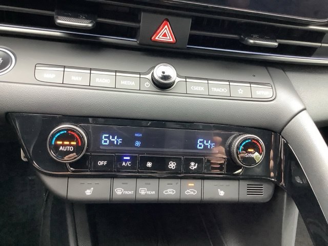 2025 Hyundai Elantra N - Photo 29
