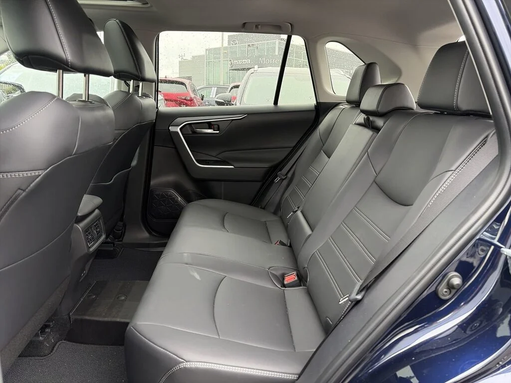 Used 2025 Blueprint Toyota XLE AWD Dilawri Certified   Local BC   1 OWNER image 30