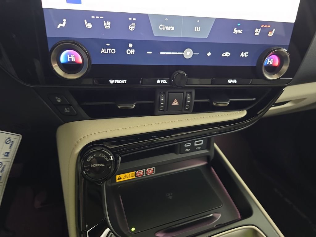 2026 Lexus NX 450h+ Luxury - Photo 23