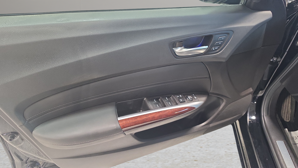 Used 2017  Acura 3.5L V6 image 12