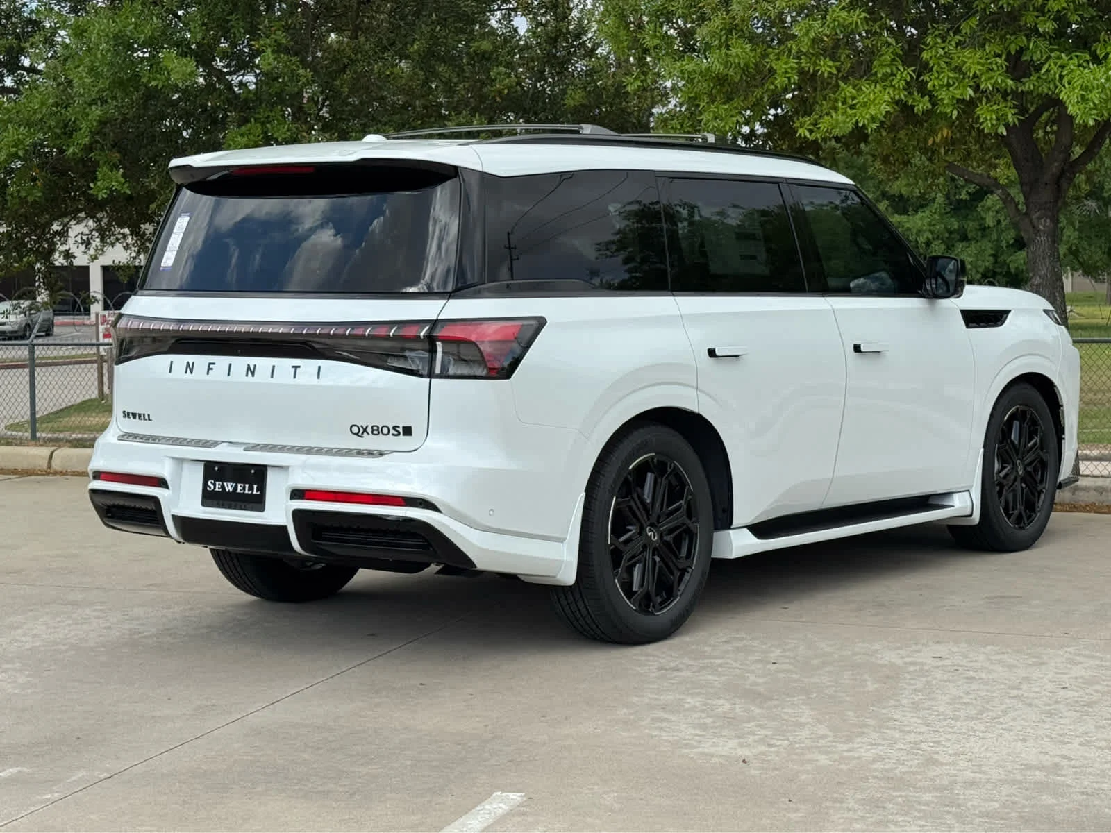 New 2026 RADIANT WHITE INFINITI Sport 4WD image 3