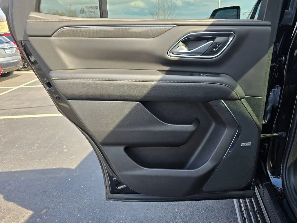2022 GMC Yukon AT4 - Photo 27