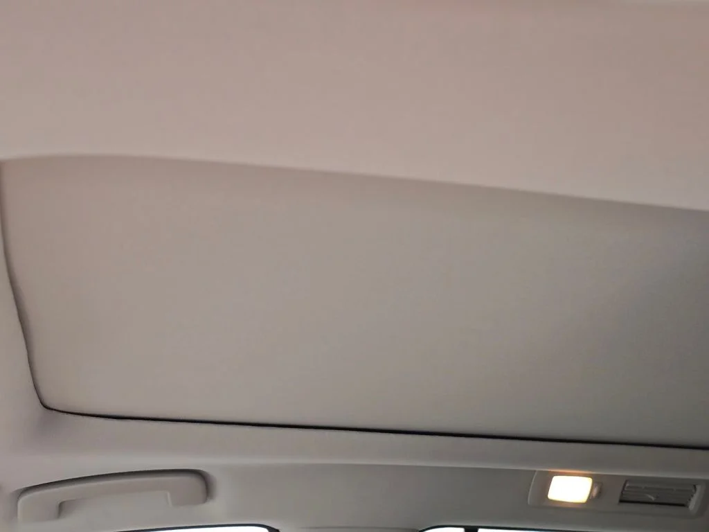 Used 2026 Gray Nissan Platinum image 17