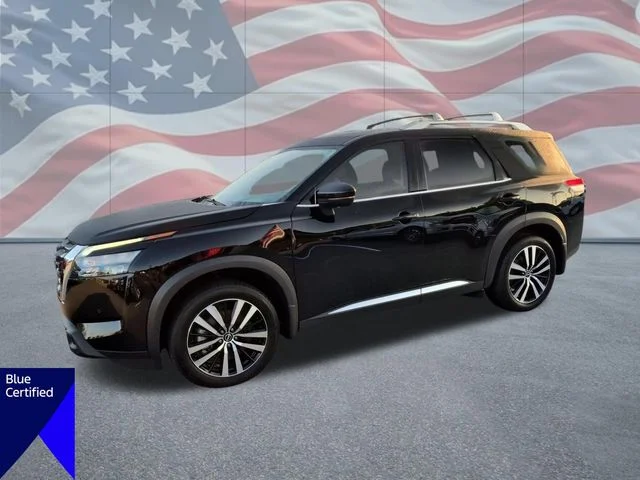 Used 2025 Black Nissan Platinum image 7