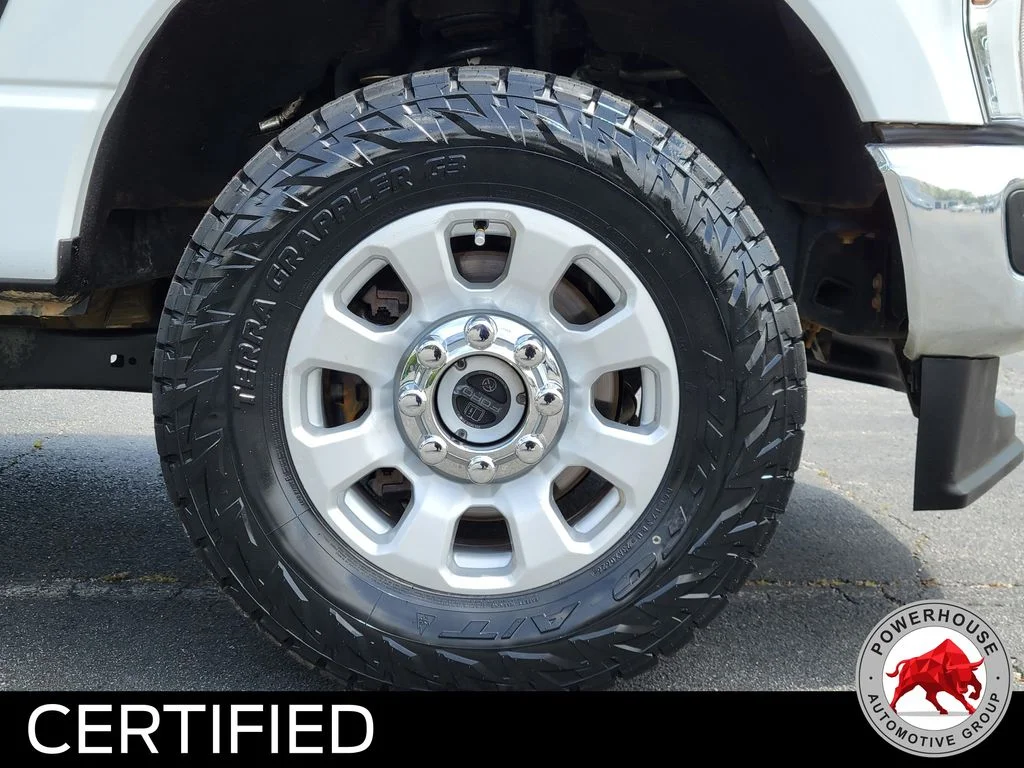 Used 2024 White Ford XLT image 12
