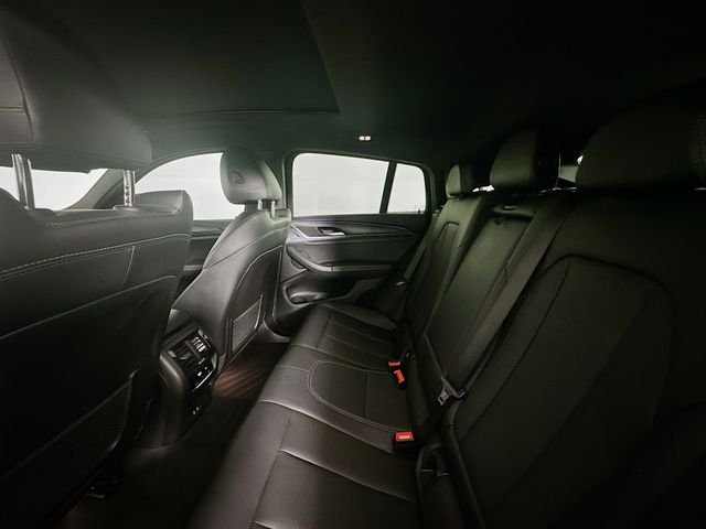 Used 2023 Gray BMW xDrive30i image 25