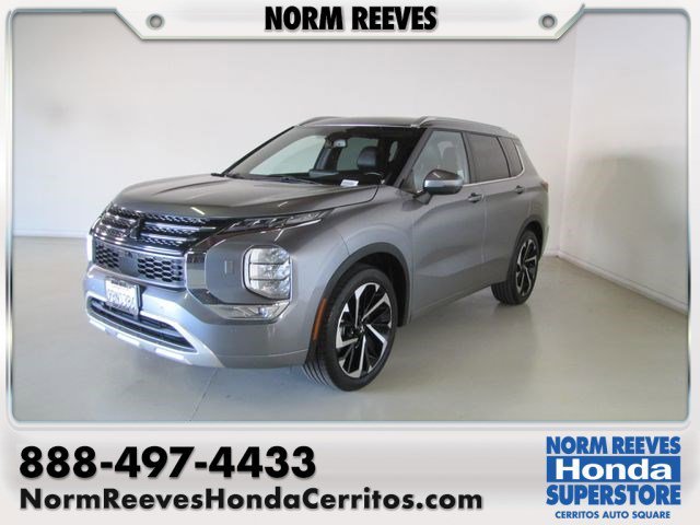 2022 Mitsubishi Outlander SEL S-AWC's photo