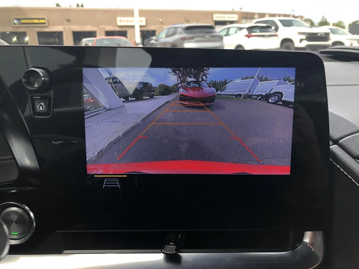 Used 2020 Red Chevrolet 2dr Stingray Cpe w/1LT image 19