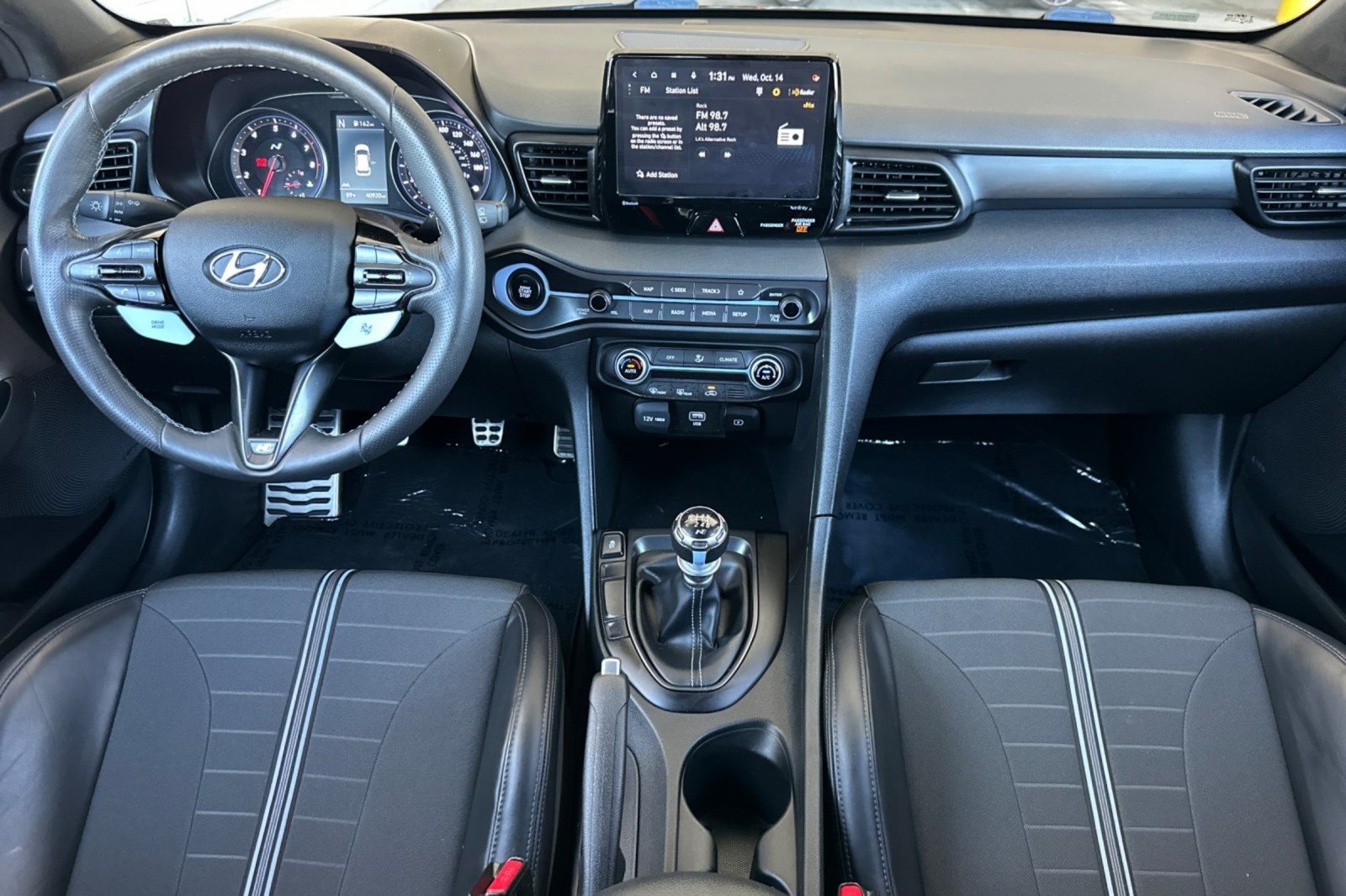 Used 2022 BLACK Hyundai  image 12