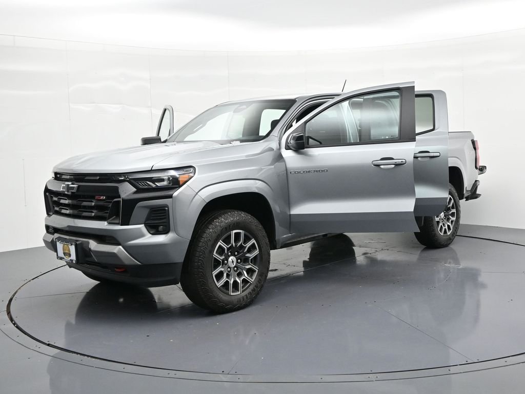 2023 Chevrolet Colorado Z71 - Photo 30