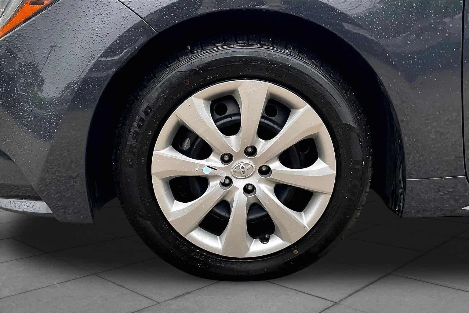 Used 2024 Underground Toyota LE image 11