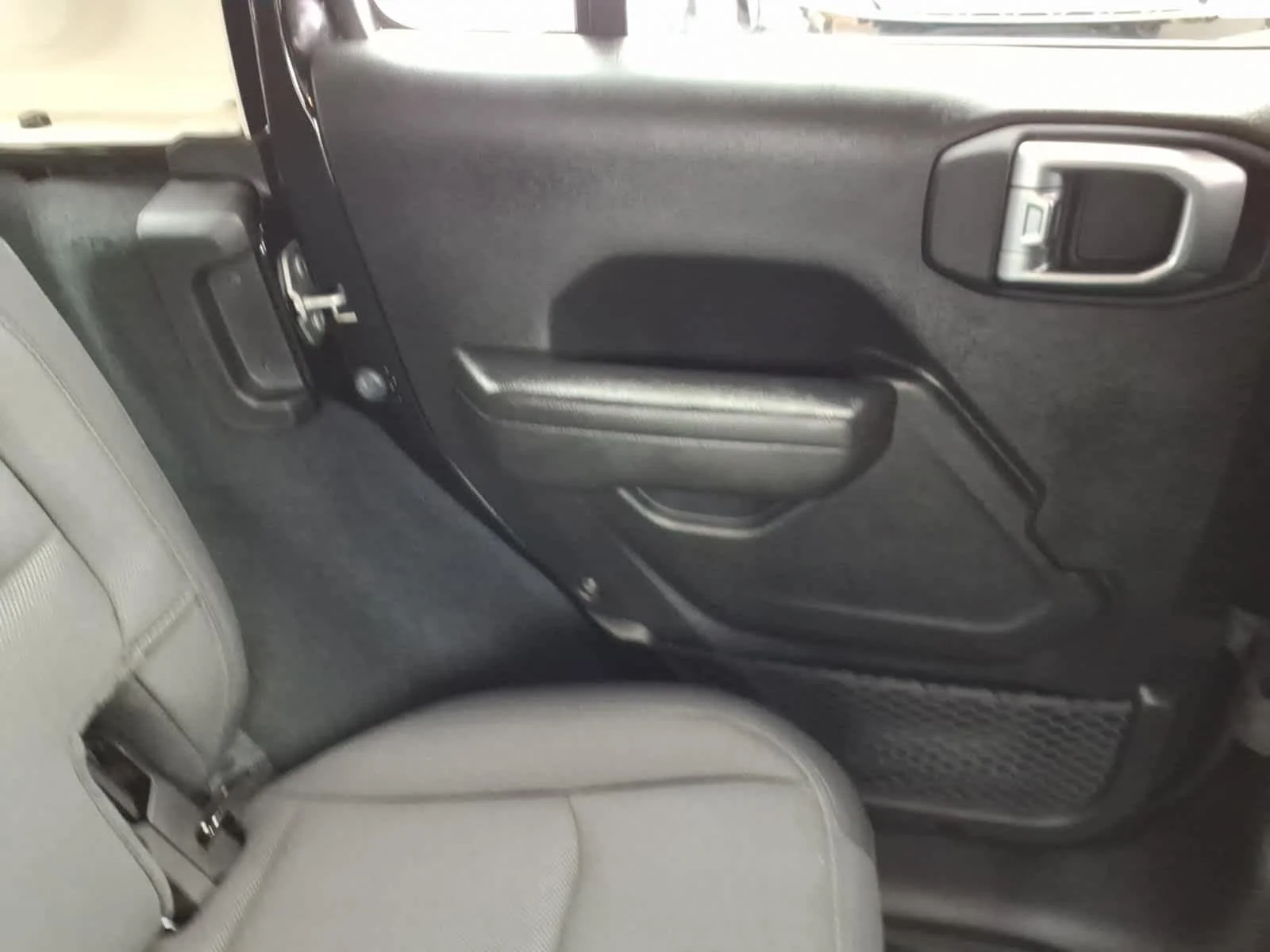 Certified Used 2022 Black Clearcoat Jeep Unlimited Willys image 21