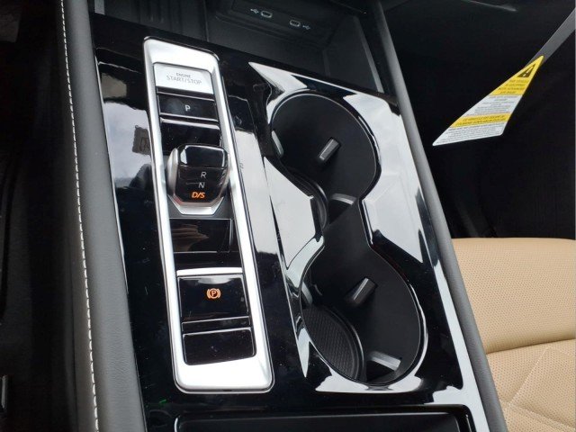 New 2026 Deep Black Pearl Volkswagen SE w/Technology 4M image 23