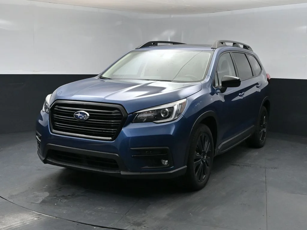 Used 2022 Blue Subaru Onyx Edition image 5