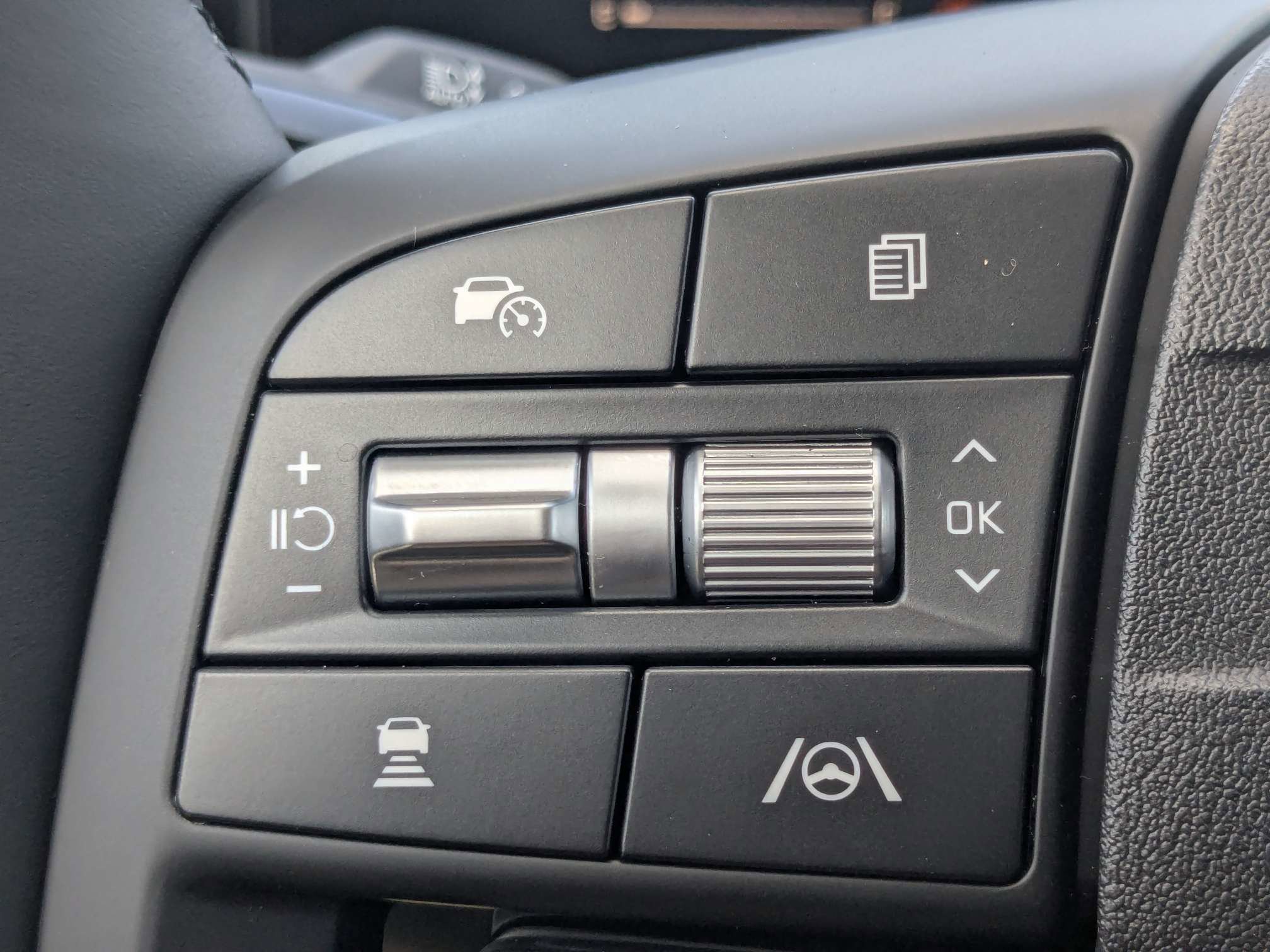 New 2026 Ebony Black Kia EX image 31