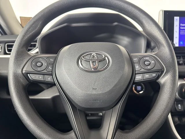 Used 2025 Ice Toyota XLE image 19
