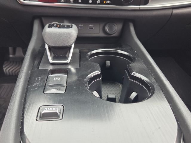2021 Nissan Rogue SV - Photo 18