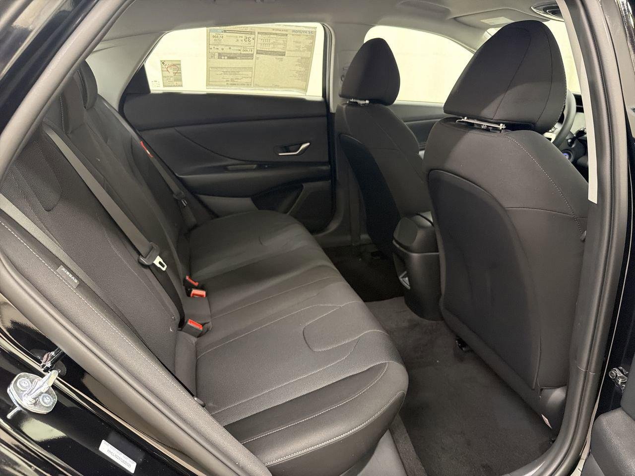 New 2026 Abyss Black Hyundai SE image 19